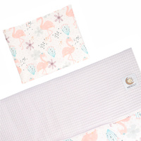 Kocyk średni + poduszka "Flamingi"